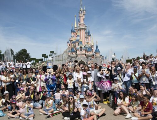 Pièces Jaunes : Plusieurs enfants suivis au CH Laborit profitent d’une journée à Disneyland Paris®